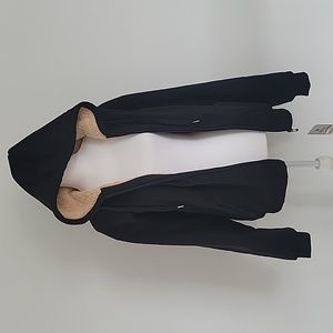 NWT Zity 2X Black Faux Fur Lined Zip Up Hoodie